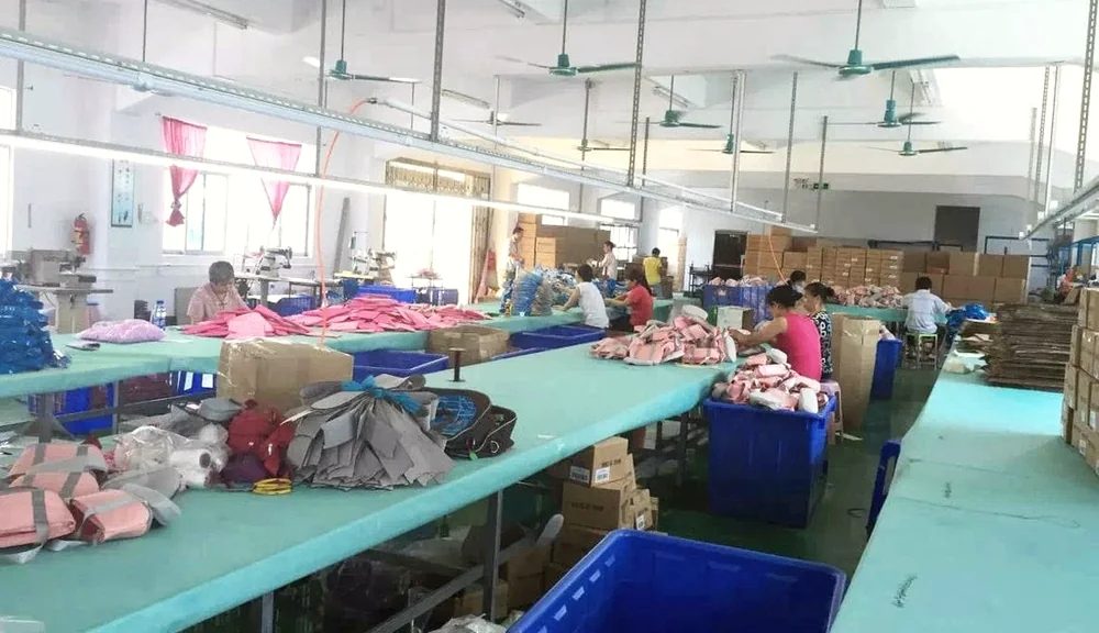 Finishing &mdash; bag manufacturing process at Feima, Jinhua China